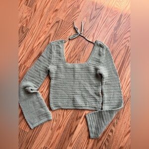 Hollister Knit Long Sleeve Crop Top in Sage Green